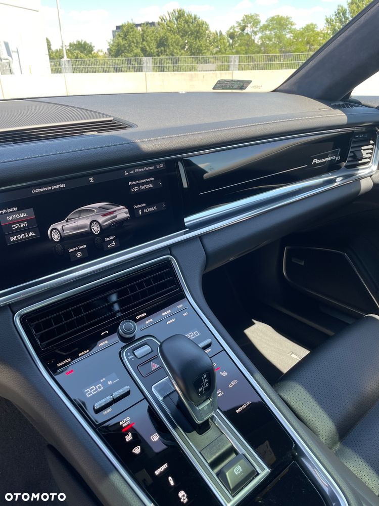 Porsche Panamera - 8
