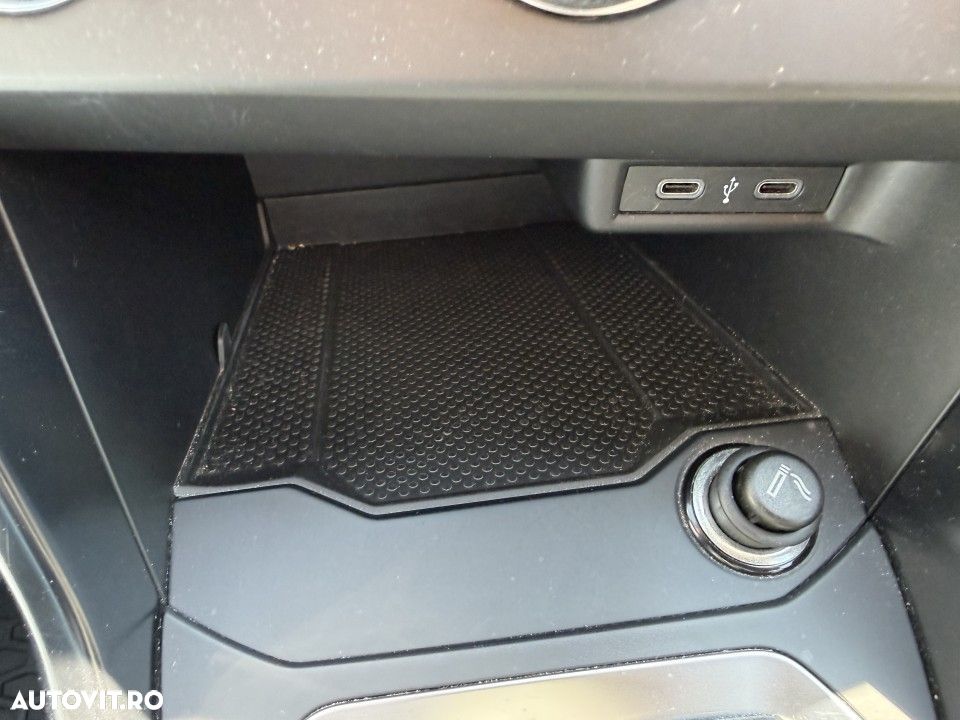 Volkswagen T-Roc 1.0 TSI Base - 16