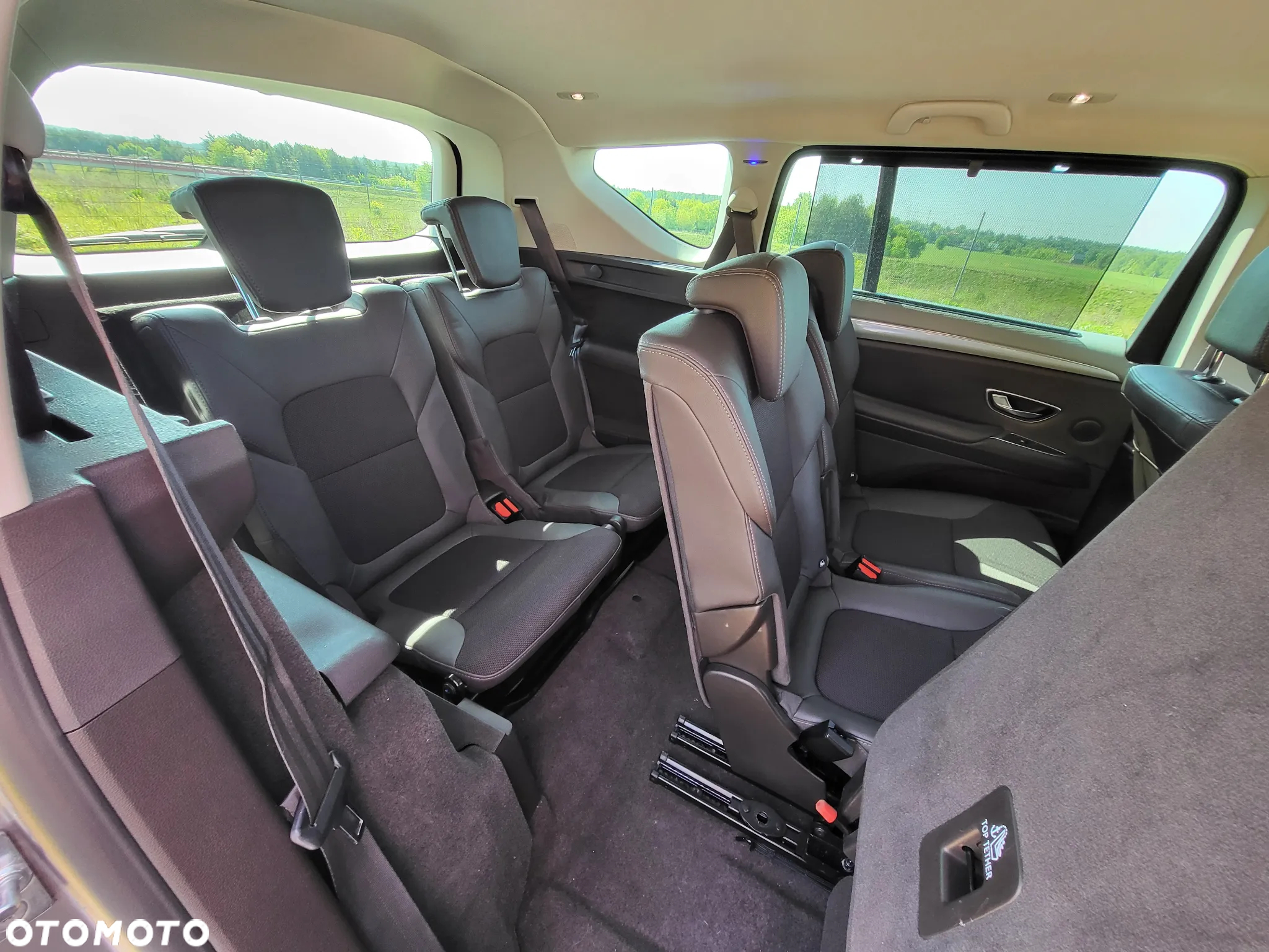 Renault Espace 1.6 dCi Energy SL Techno EDC 7 os - 23