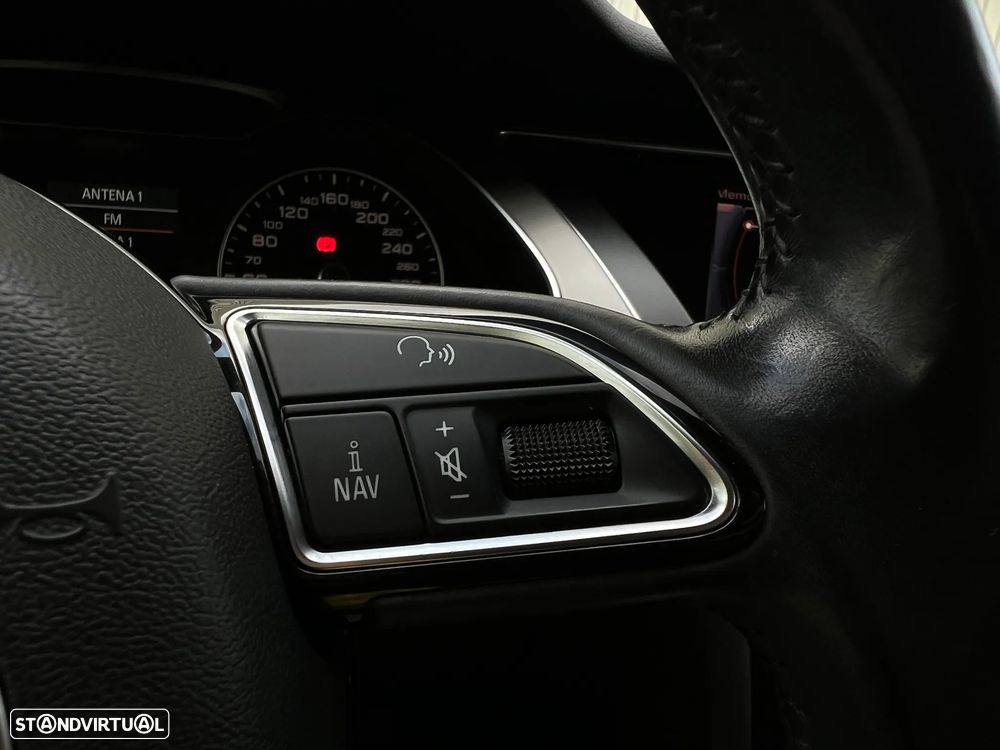 Audi A4 Avant 2.0 TDI S-line - 36