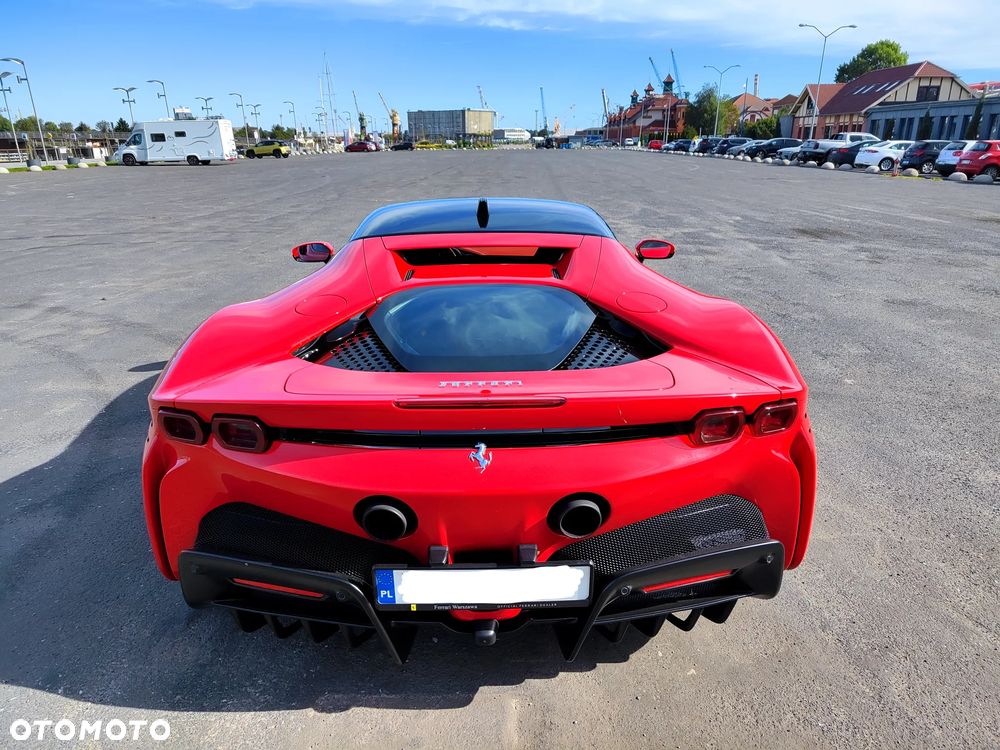 Ferrari SF90 Stradale - 14