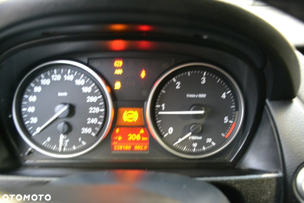 BMW X1 - 18