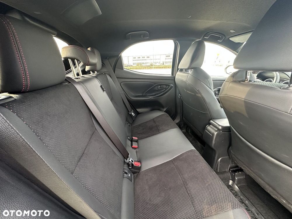 Toyota Yaris - 14