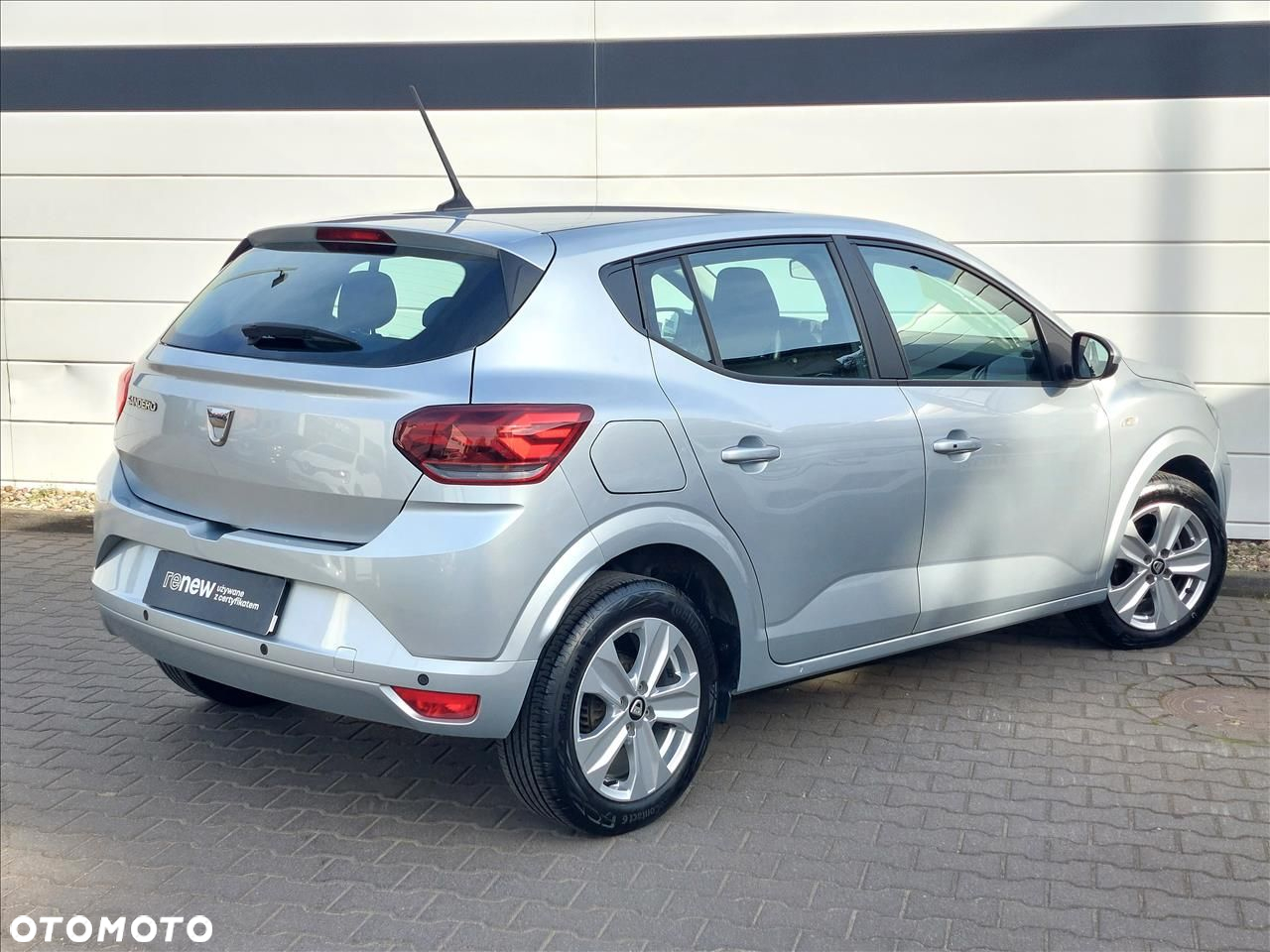 Dacia Sandero - 4