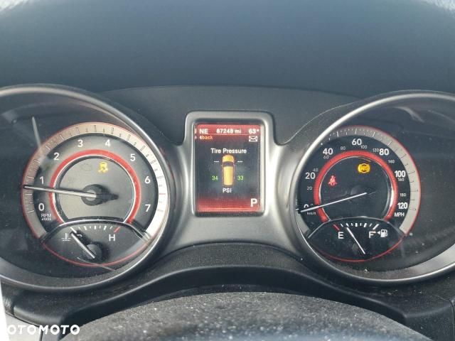 Dodge Journey - 12
