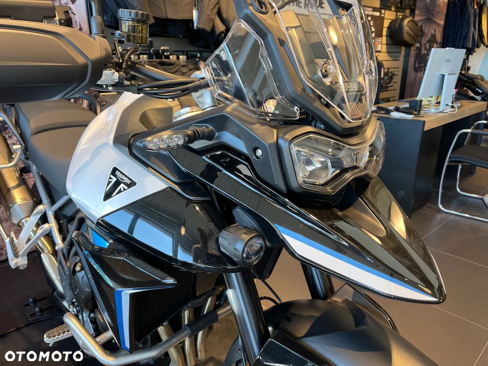 Triumph Tiger - 3