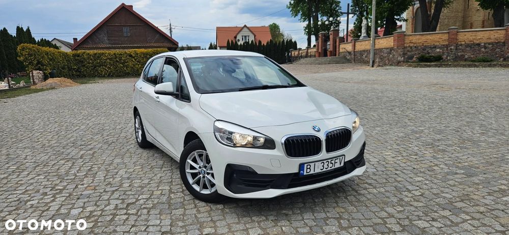 BMW Seria 2 216d - 7