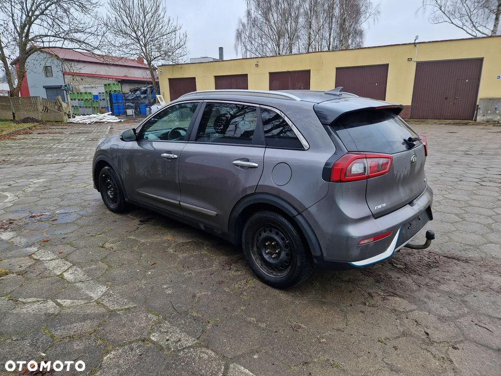 Kia Niro 1.6 GDI Plug-in Hybrid XL - 3