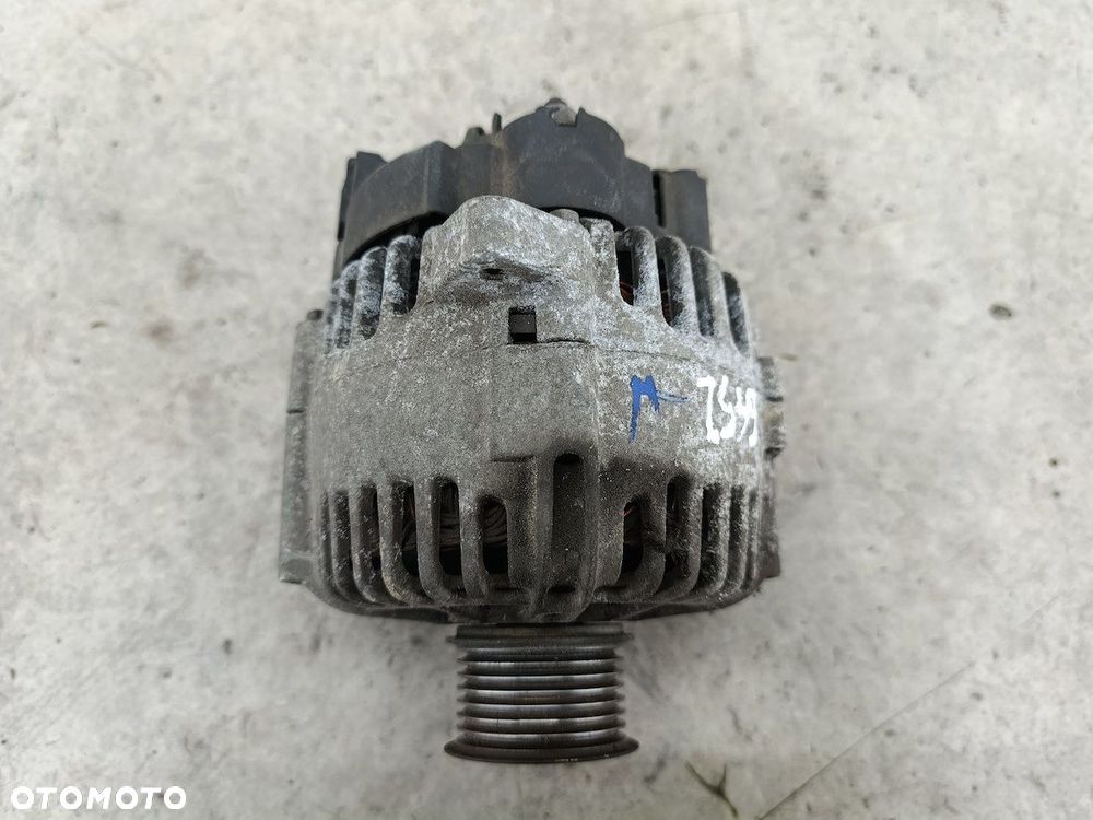 ALTERNATOR RENAULT SCENIC II 8200410671 TG11C040  VALEO 2.0 16V - 2