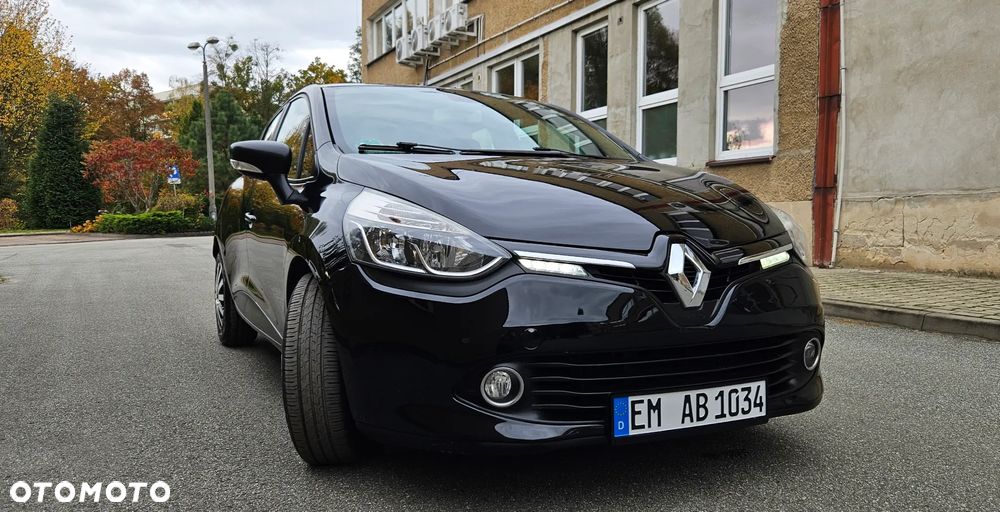 Renault Clio 1.2 16V 75 Expression - 9