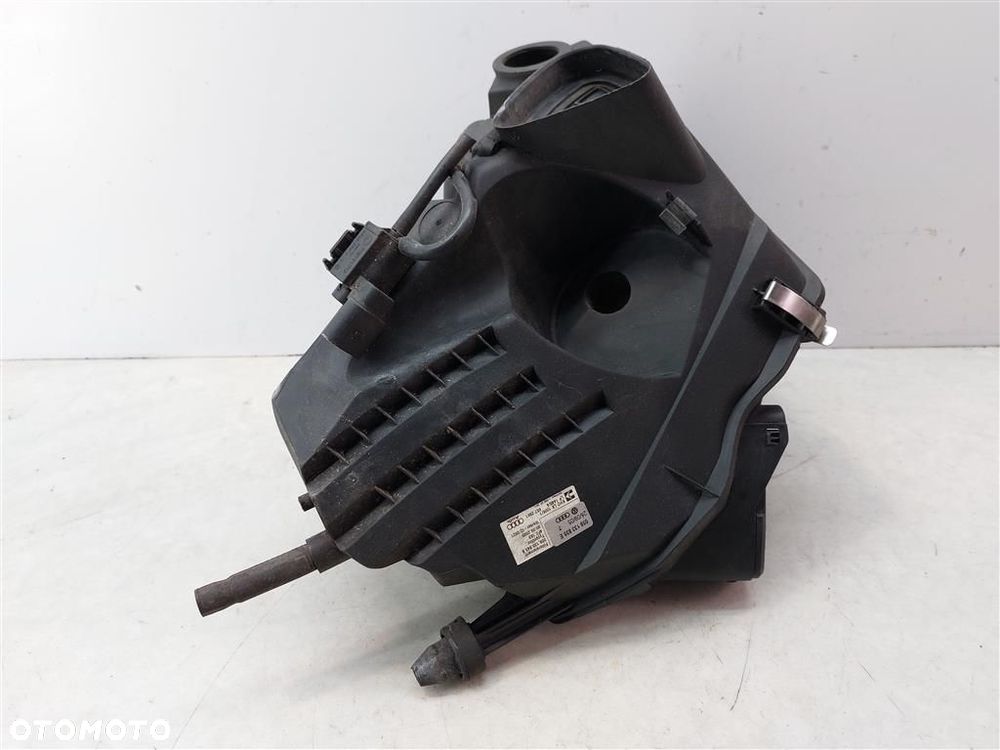 Filtr powietrza obudowa Audi A6 C6 2004-2011 2,7 TDI 059133835E - 1