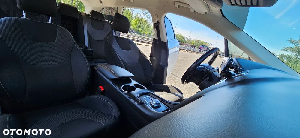 Ford Mondeo - 31