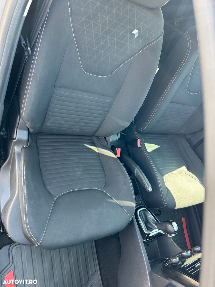 Renault Clio - 19