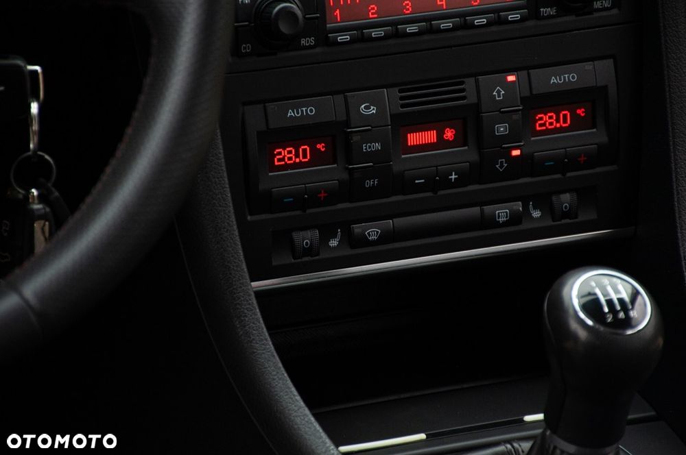 Audi A4 Avant 1.8 T - 25