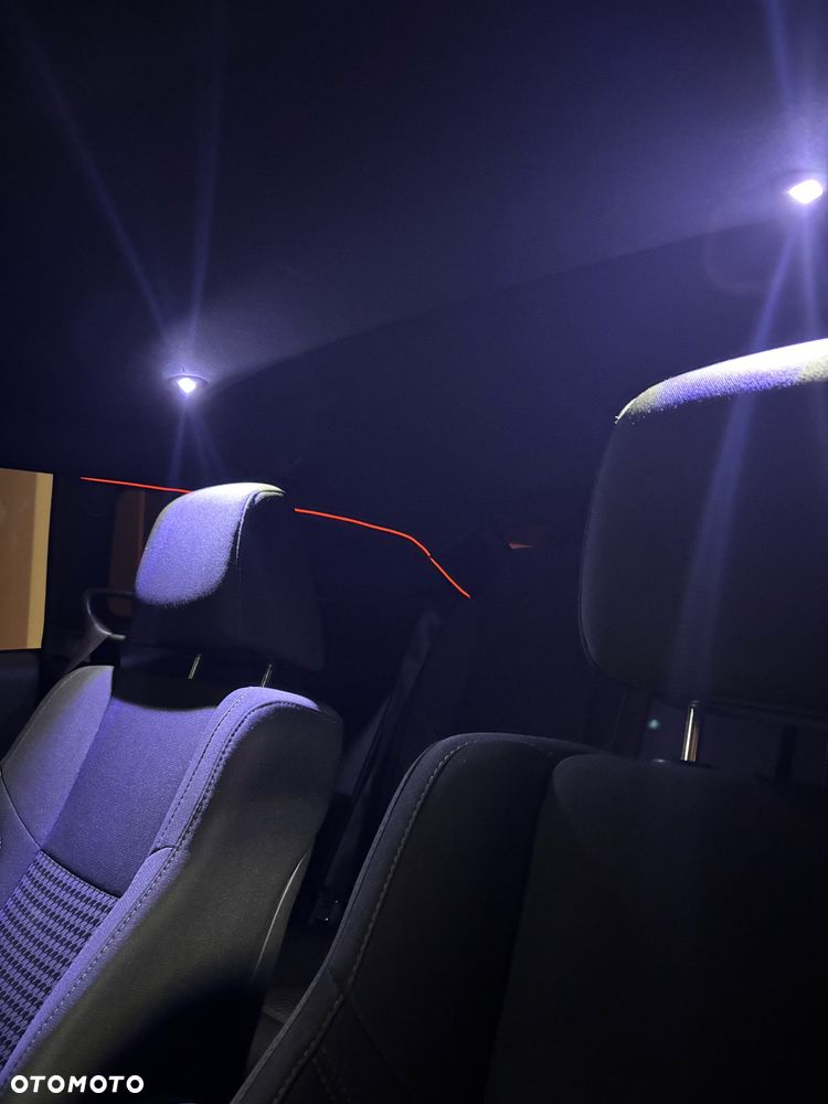 Dodge Challenger - 6