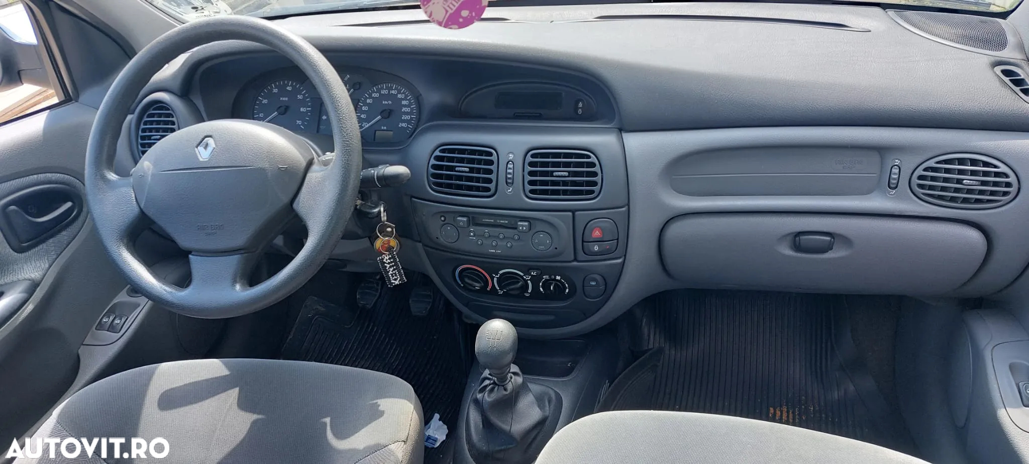 Dezmembrari Renault Megane 1 Sedan 1,9DTi - 7