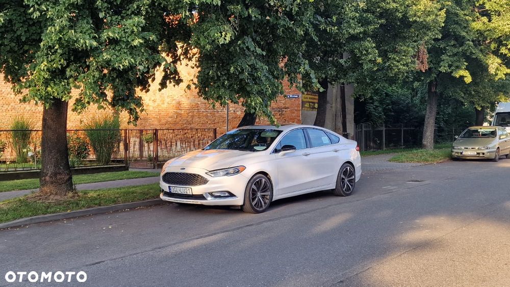 Ford Fusion 2.0 EcoBoost Titanium - 1
