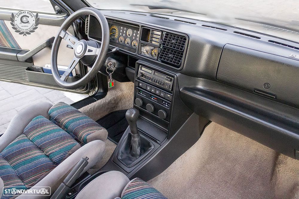 Lancia Delta 1.6 HF Turbo - 14