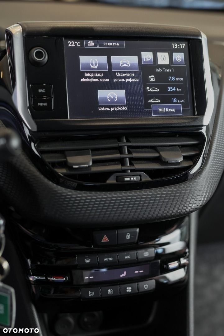 Peugeot 2008 - 19