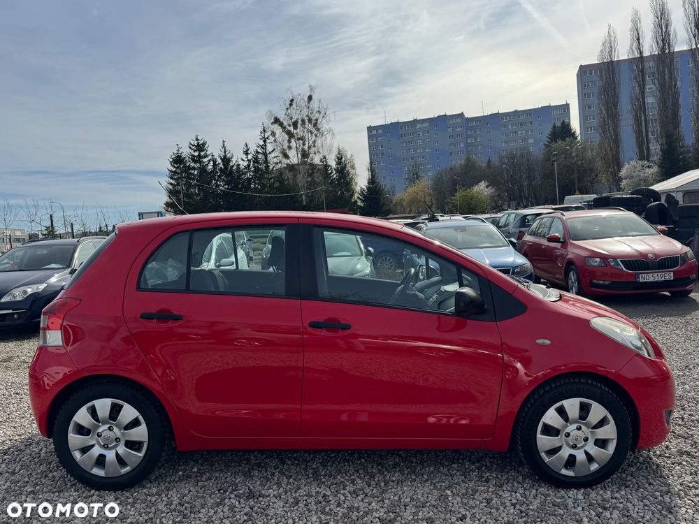 Toyota Yaris 1.33 Luna - 6
