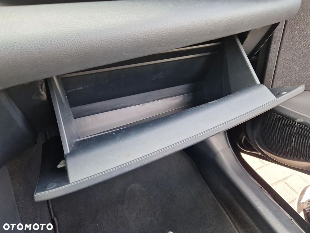 Toyota Yaris Hybrid 1.5 Comfort - 18