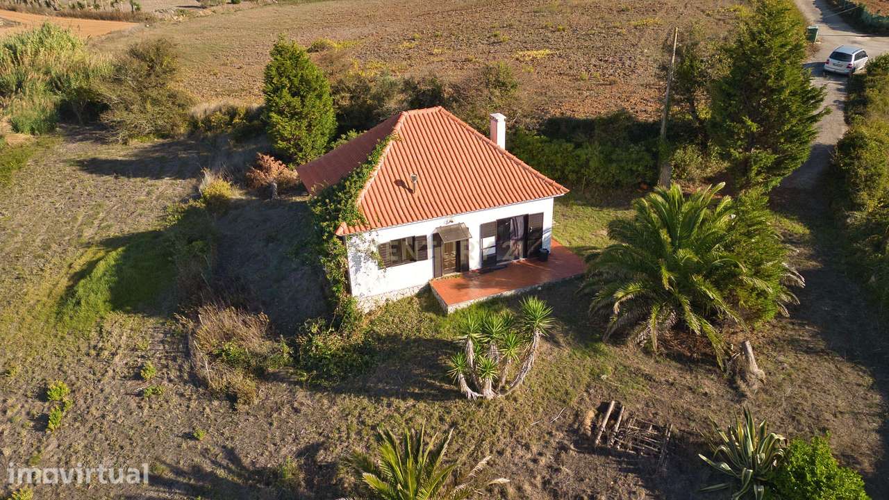 Casa com charme, vista mar e muito potencial - Grande imagem: 3/22