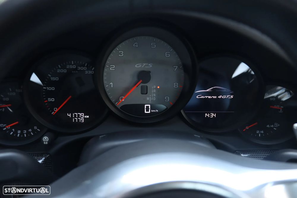 Porsche 911 (991) Carrera 4 GTS PDK - 27