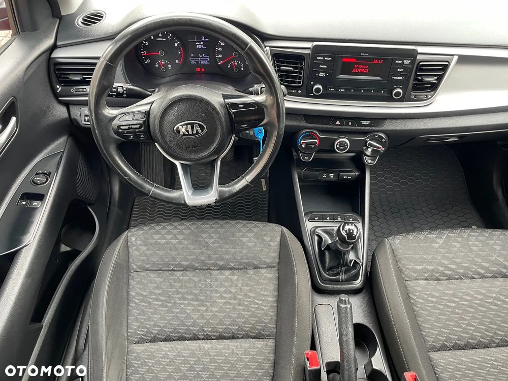 Kia Rio 1.2 M - 10