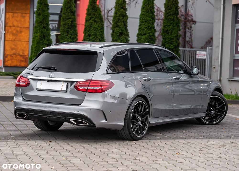Mercedes-Benz Klasa C 400 4-Matic 9G-TRONIC - 13