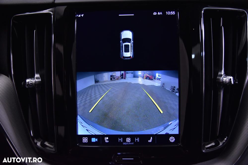 Volvo XC 60 B4 MHEV AT8 FWD Momentum - 18