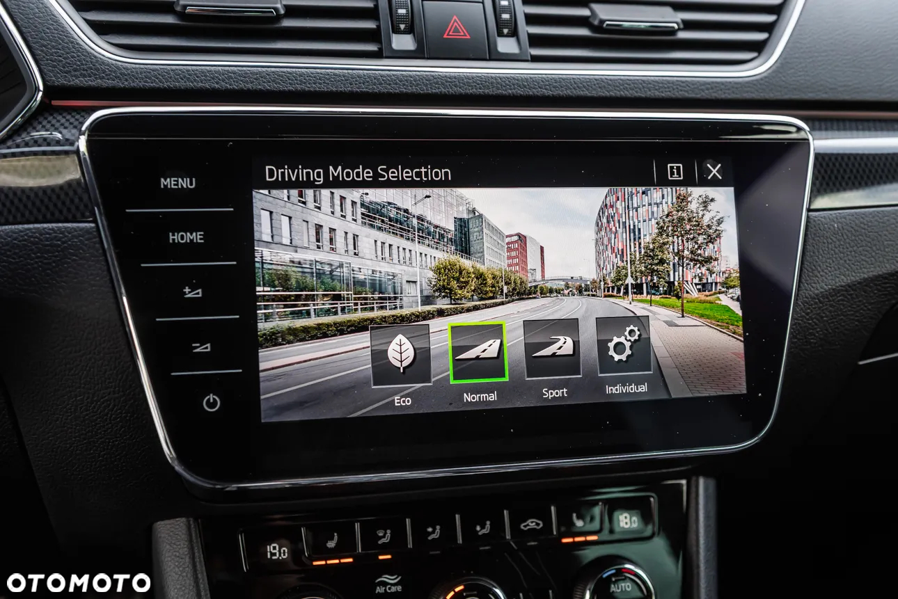 Skoda Superb Combi 1.5 TSI ACT DSG Sportline - 27