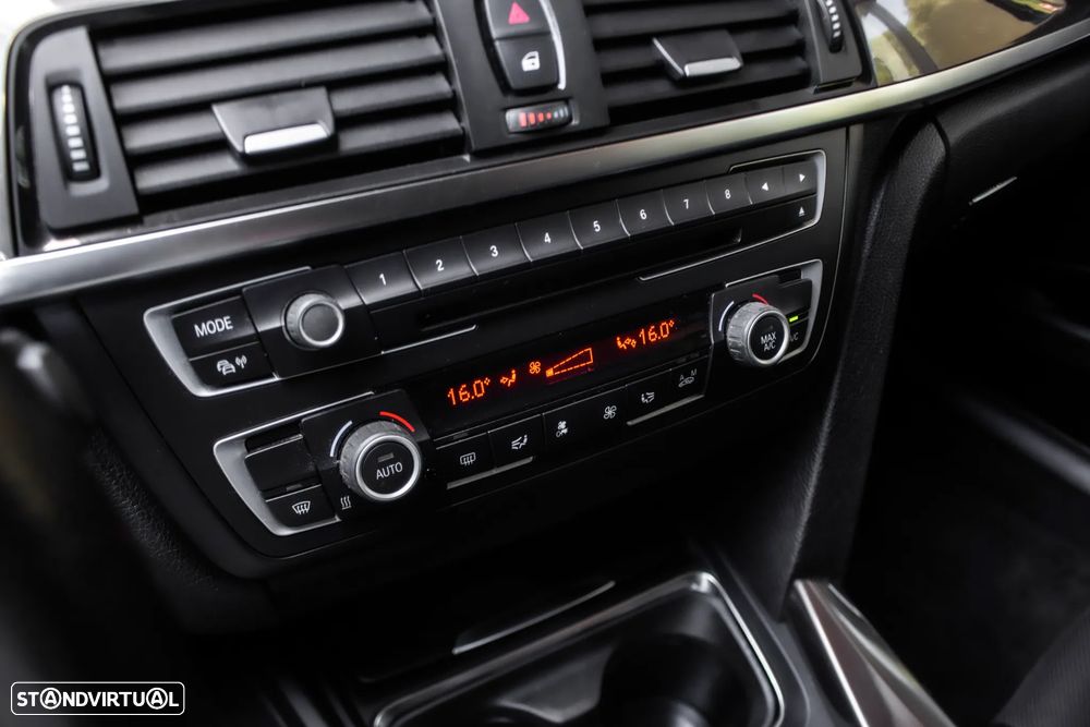 BMW 318 d Auto Line Modern - 19