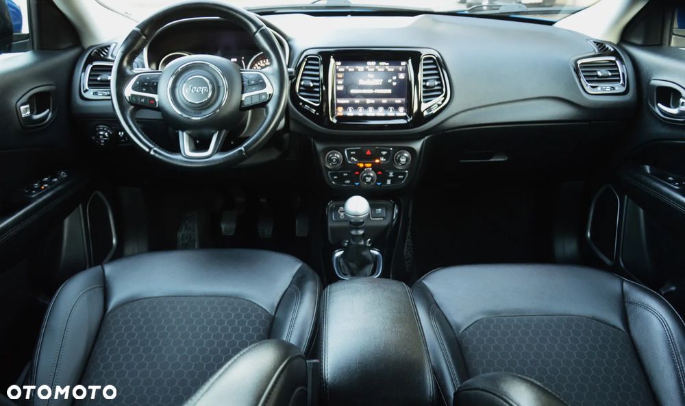 Jeep Compass - 19