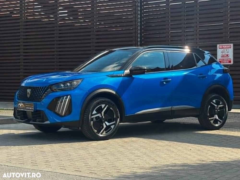 Peugeot 2008 PureTech 130 EAT8 GT Exclusive - 4