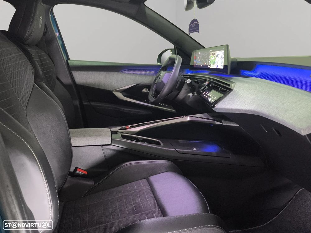 Peugeot 3008 1.2 Hybrid GT e-DCS6 - 14