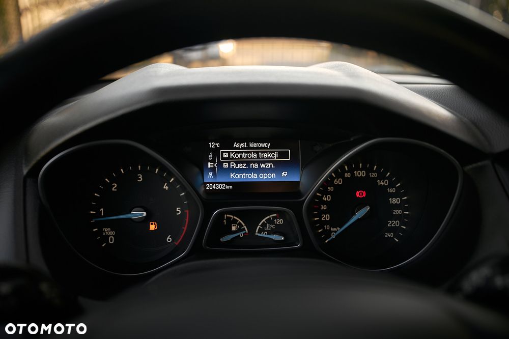 Ford Focus 1.5 TDCi Titanium ECOnetic ASS - 38