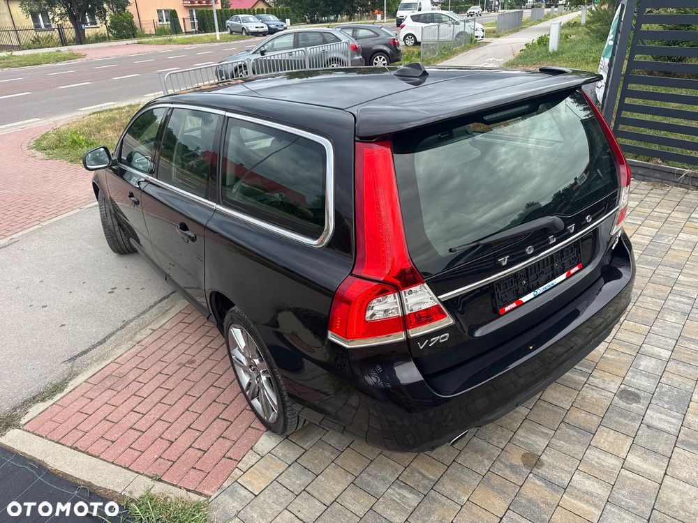 Volvo V70 D5 AWD Dynamic Momentum - 22