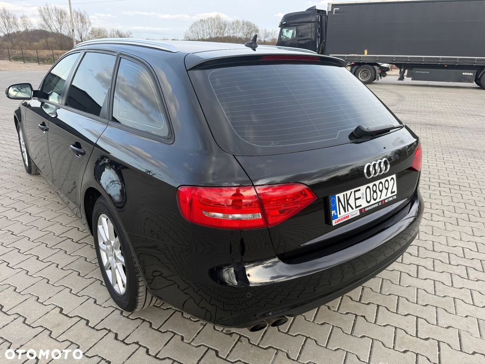 Audi A4 Avant 2.0 TDI Limited Edition - 7