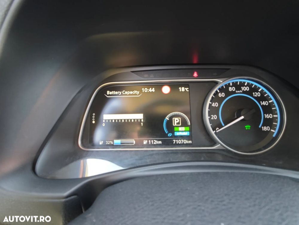 Nissan LEAF Tekna - 13