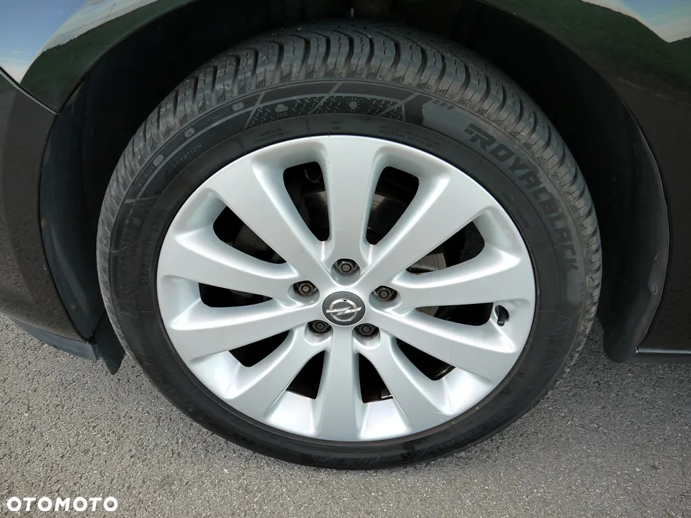Opel Astra IV 1.4 T Executive - 36