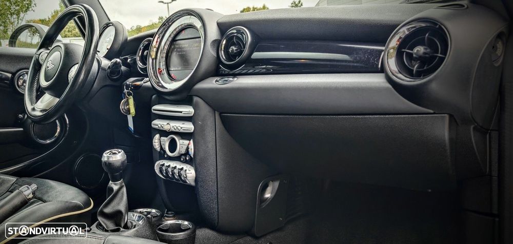 MINI Clubman Cooper S Hampton - 11