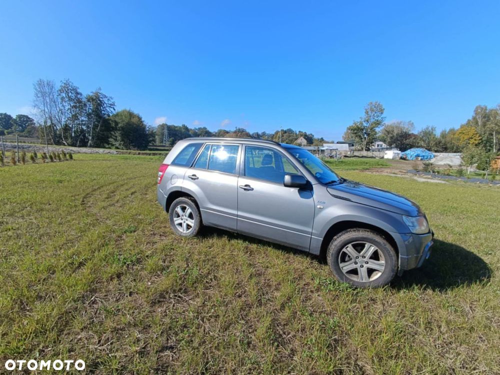 Suzuki Grand Vitara 1.9 DDiS - 3
