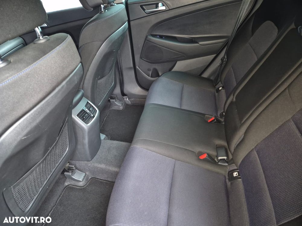 Hyundai Tucson 2.0 CRDI 4WD 6AT Luxury+ - 13