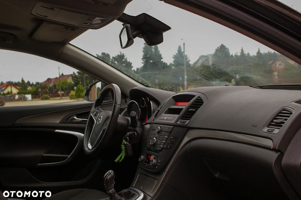 Opel Insignia 1.8 Cosmo - 24