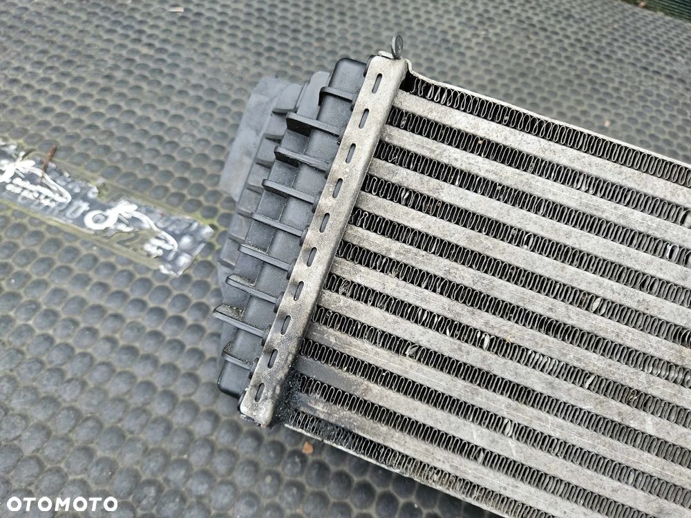 Intercooler Chłodnica Powietrza Turbiny 3.0 D BMW X5 E70 X6 E71 - 11