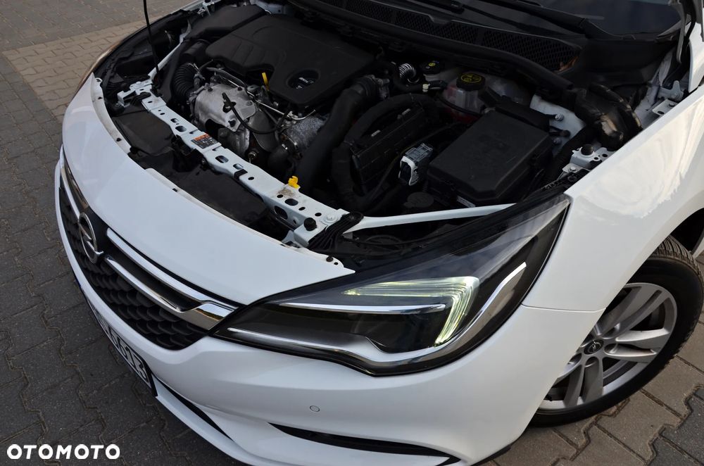 Opel Astra 1.6 D (CDTI) Automatik Dynamic - 9