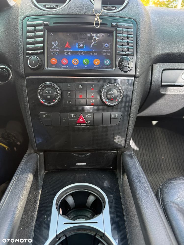 Mercedes-Benz ML - 18