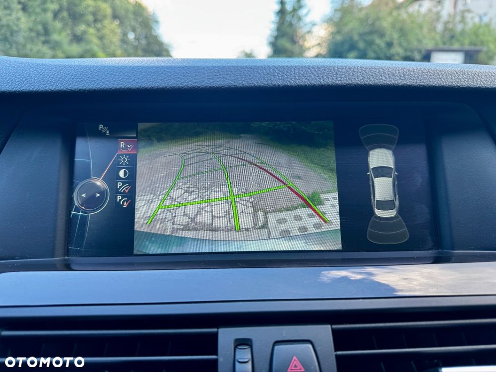 BMW Seria 5 535i xDrive Luxury Line - 8