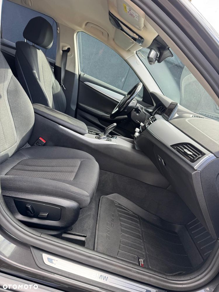BMW Seria 5 520d Luxury Line - 20