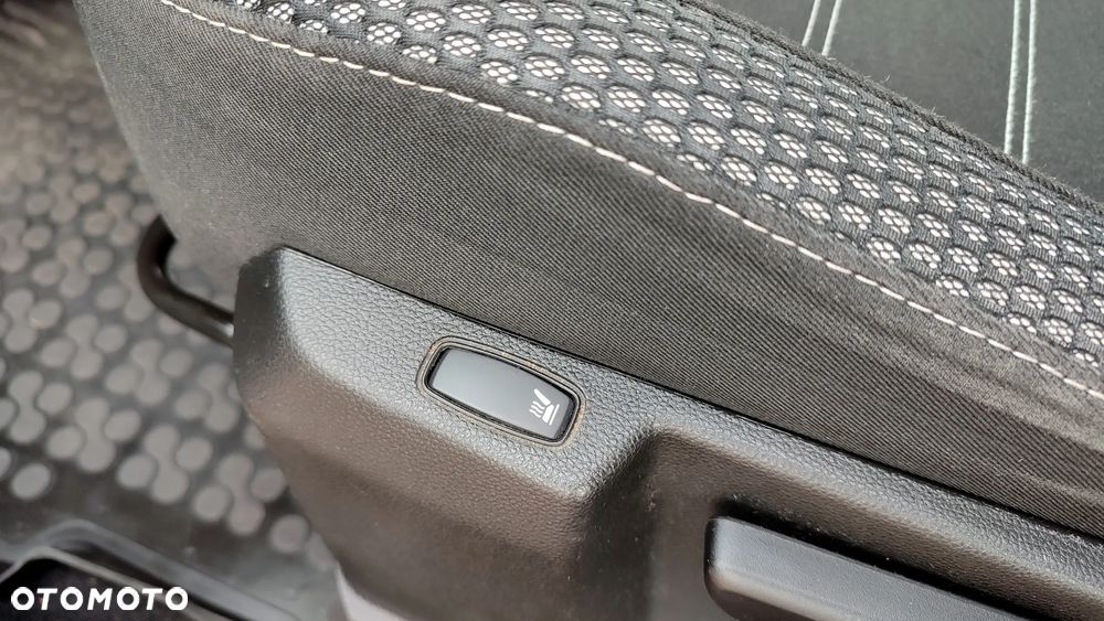 Dacia Duster SCe 115 2WD Comfort - 39